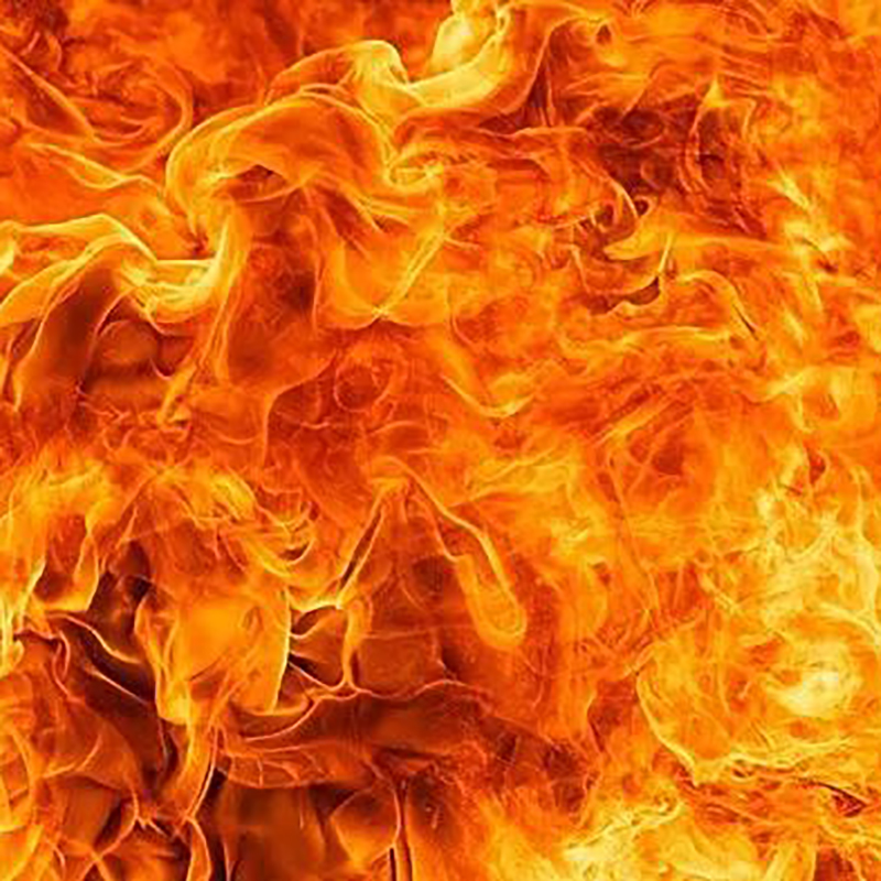 许昌一居民家中抽油烟机起火，消防提醒常清洗！